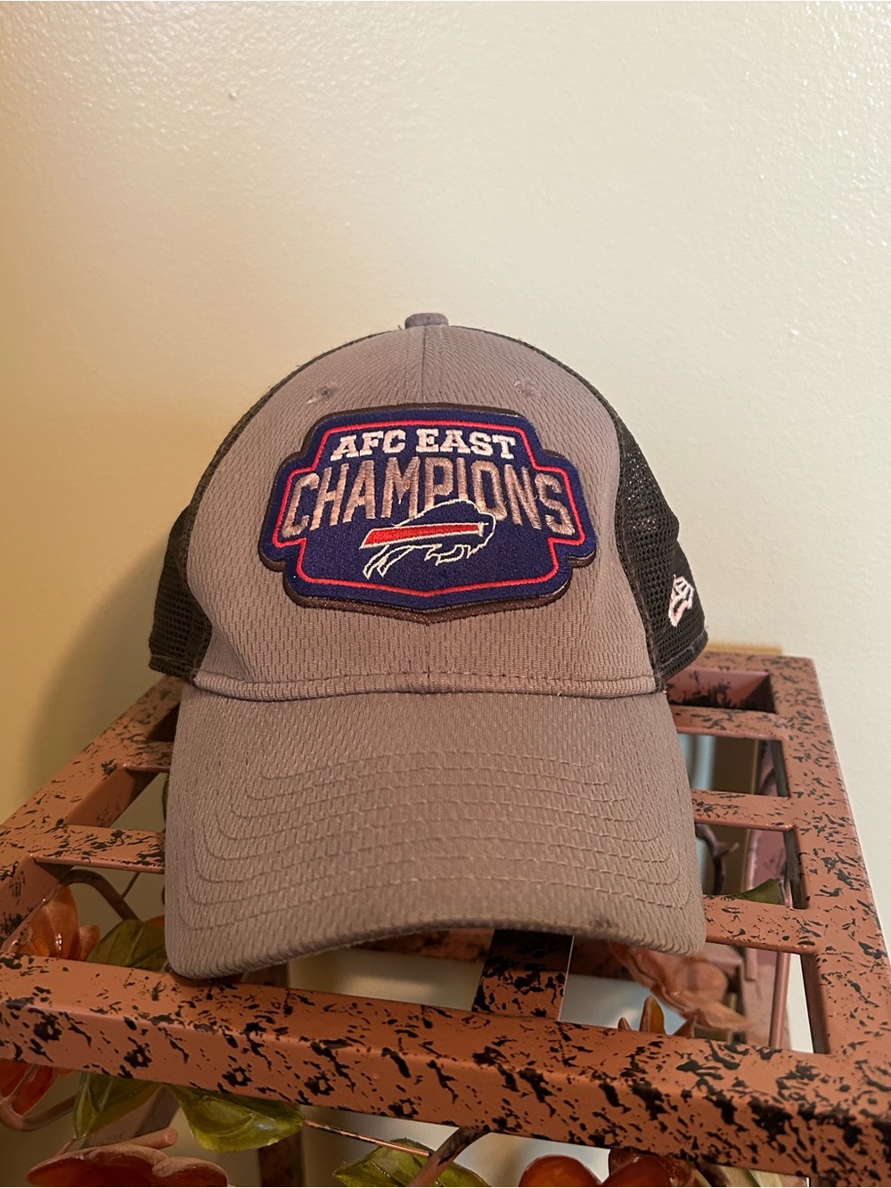 New Era Gray and Black AFC East Champions Buffalo Bills Hat